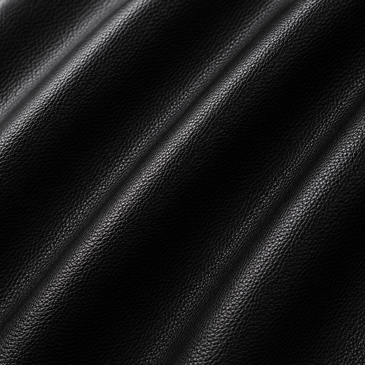 L - Black